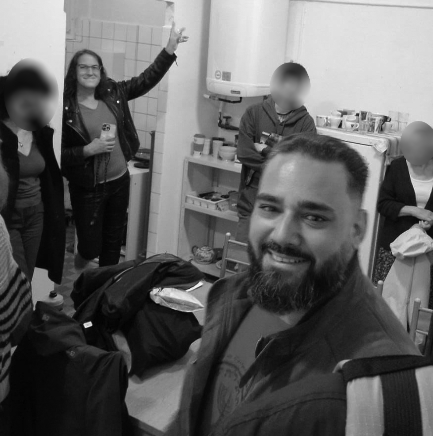 Il fait débloquer les bloqueurs