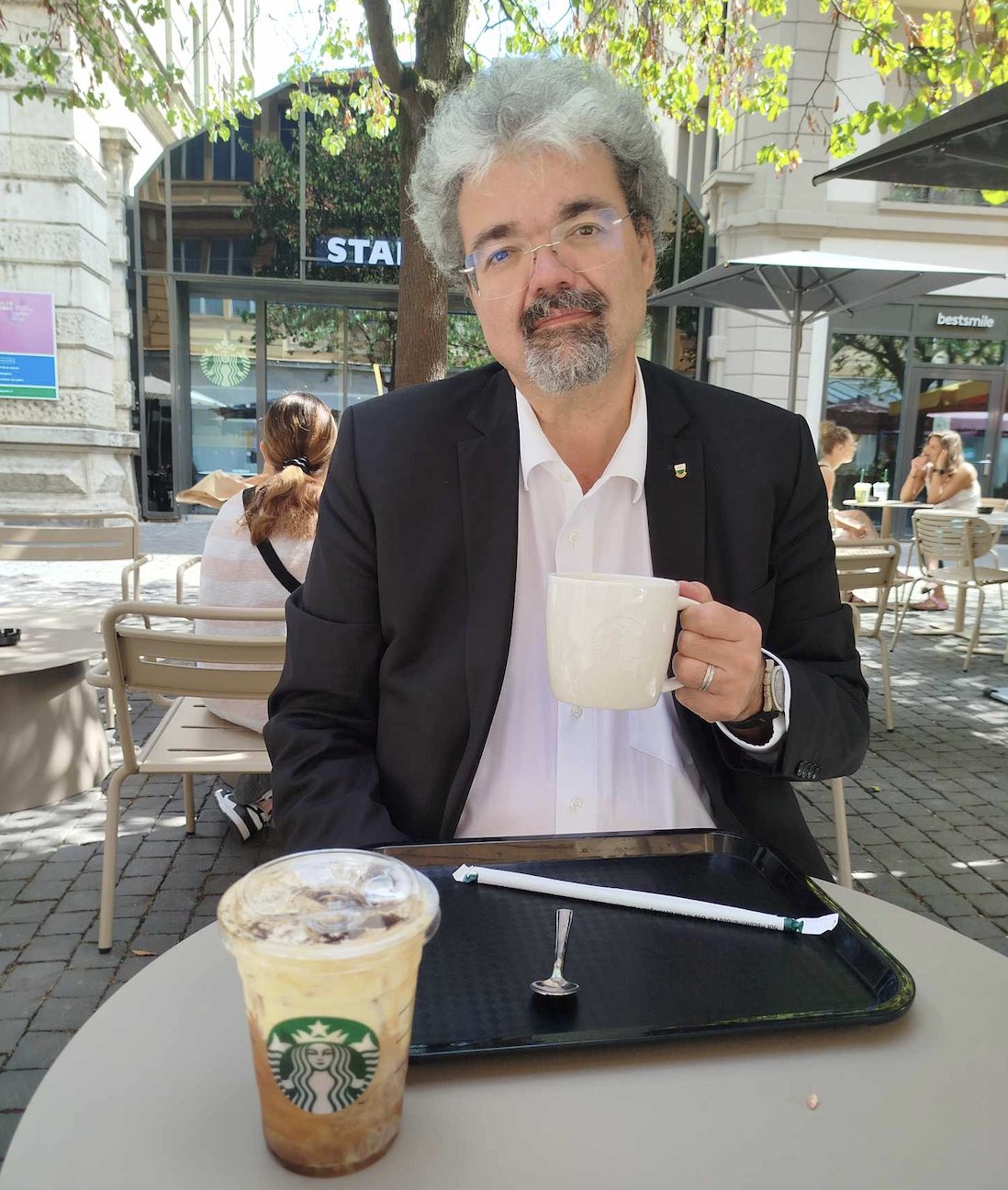 « J’ai une part personnelle de tendresse pour Starbucks »