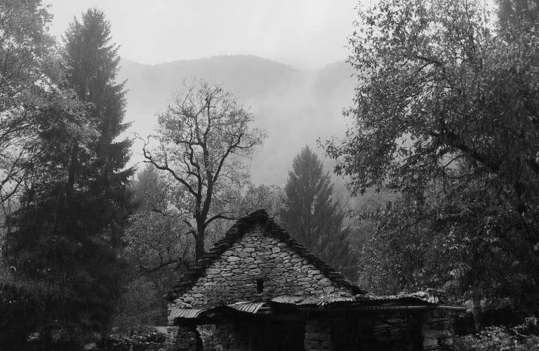 Carnet de vacances : J’ai vu un Bouddha dans les Préalpes tessinoises